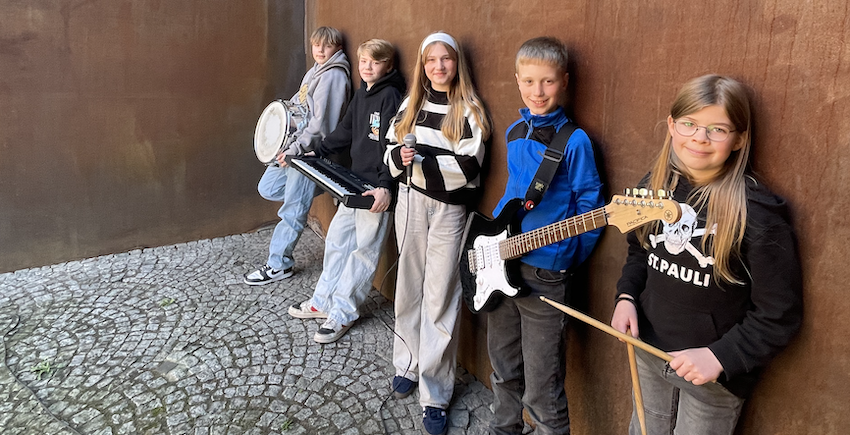 POW! Kidsband 2025 -web2-